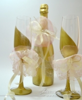 Чаши и шампанско - тематично декорирани